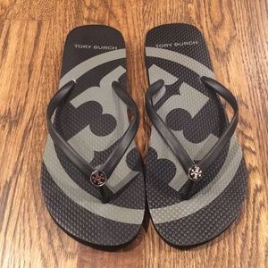 Tory Burch size 9 flip flops!!